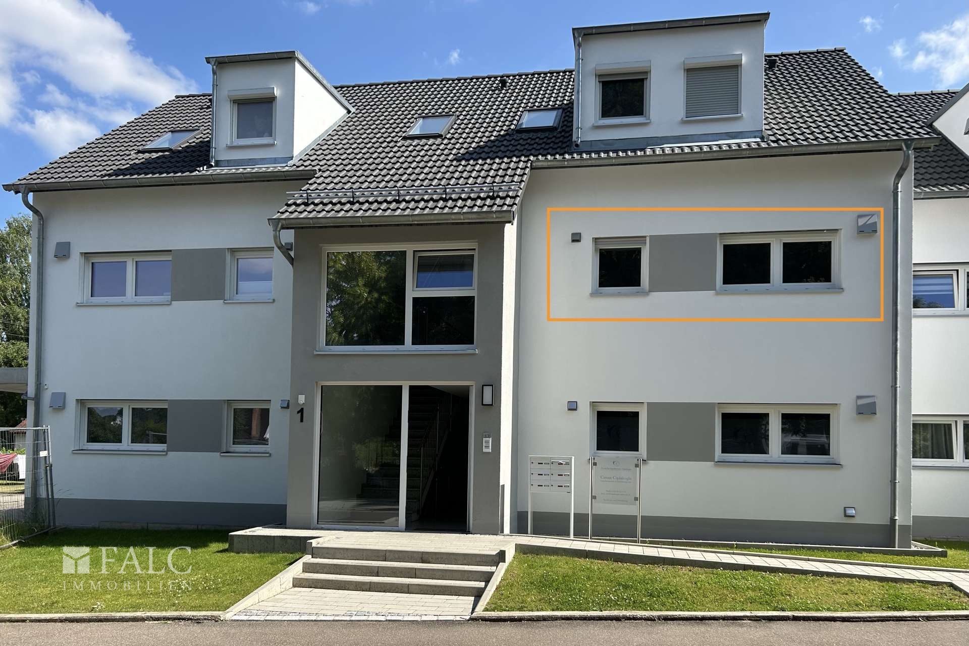 Außenansicht mit Markierung OG